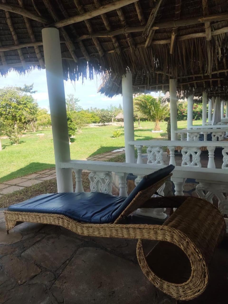 Sagwe Riviera Diani, Kenya Villa *