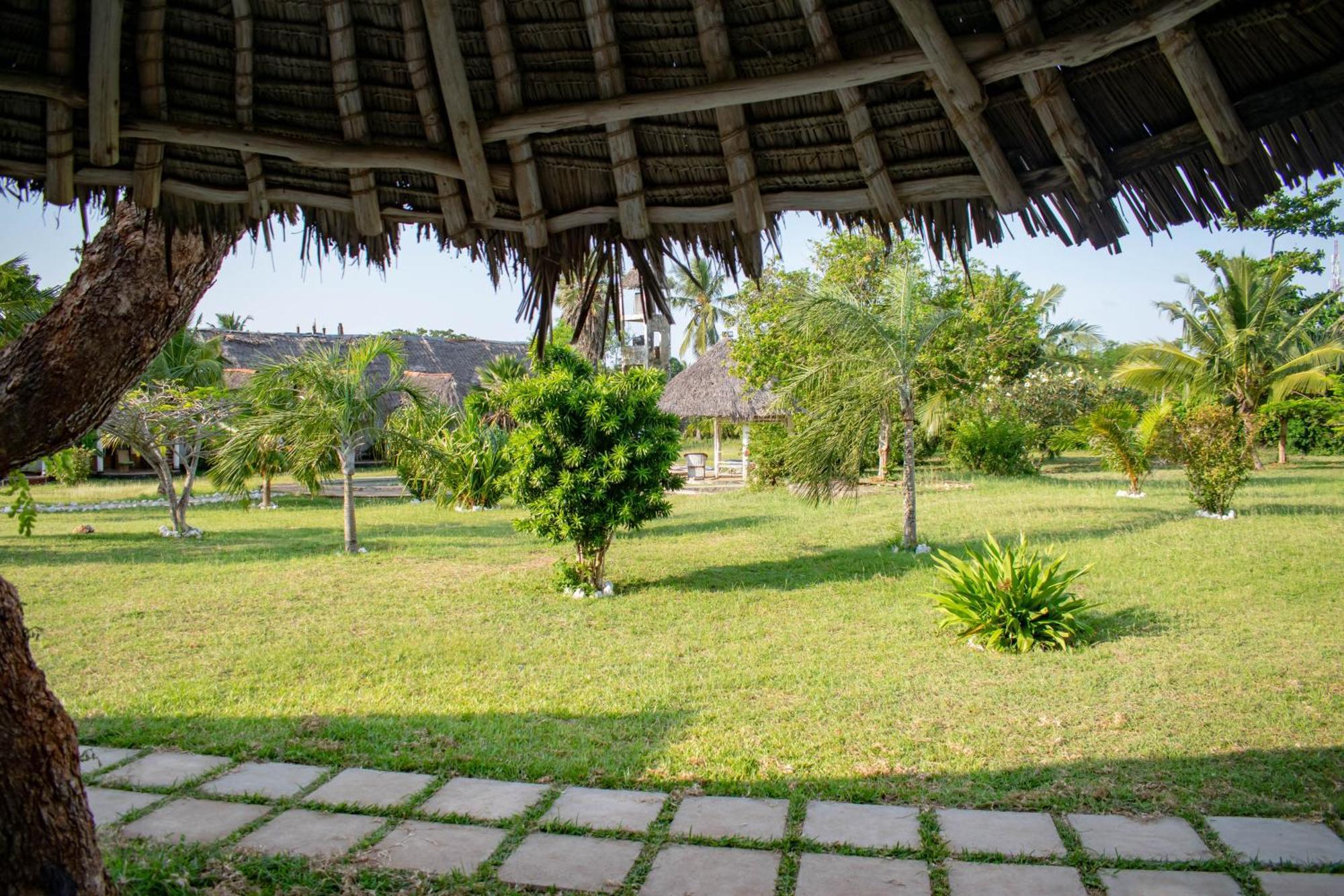 Villa Sagwe Riviera Diani, Kenya Diani Beach